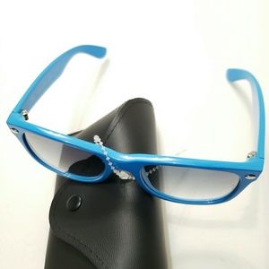 Ray-Ban New Wayfarer Blue Unisex Great Condition